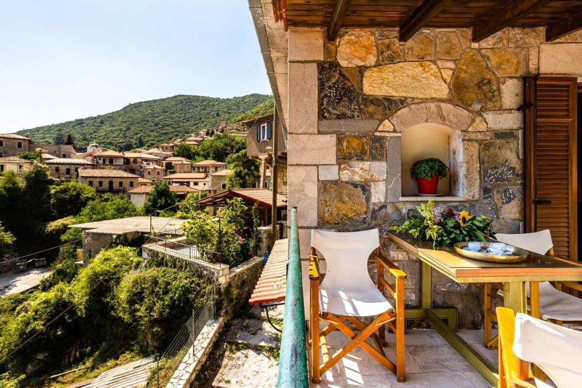 Stemnitsa Stone Residence - Comfy Mountain Getaway Ngoại thất bức ảnh